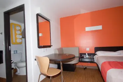 Photo 3 - Motel 6 Victorville - Desert Express