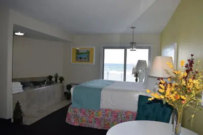 Photo 5 - Breakers Resort & Beach Bar