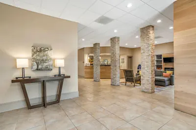 Photo 4 - Country Inn & Suites by Radisson, Metairie (New Orleans), LA