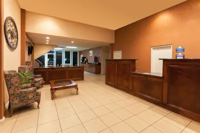 Photo 3 - Days Inn by Wyndham Oklahoma City Fairground