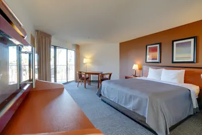 Photo 4 - Lake Mead Inn