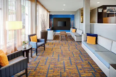 Photo 3 - Courtyard by Marriott Southfield