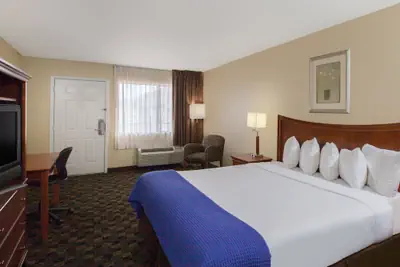 Photo 2 - Days Inn by Wyndham Natchitoches