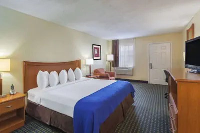 Photo 4 - Days Inn by Wyndham Natchitoches