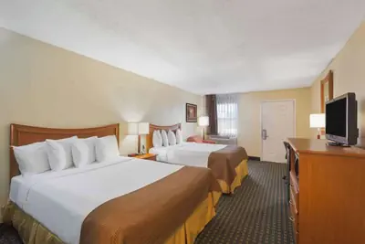 Photo 3 - Days Inn by Wyndham Natchitoches