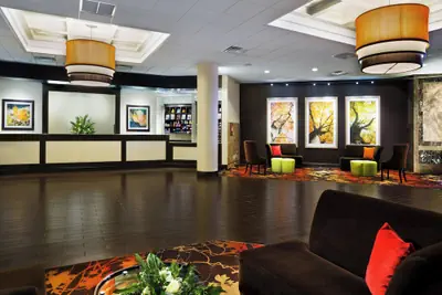 Photo 2 - Sheraton Springfield Monarch Place Hotel