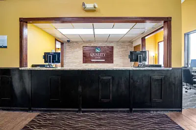 Photo 3 - Quality Inn Aberdeen