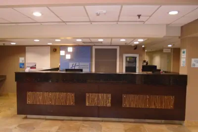 Photo 3 - Holiday Inn Express Richmond - Midlothian Turnpike by IHG