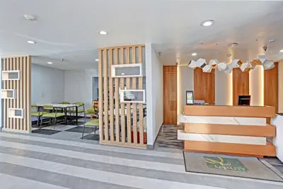 Photo 2 - Quality Inn Pierre - Fort Pierre