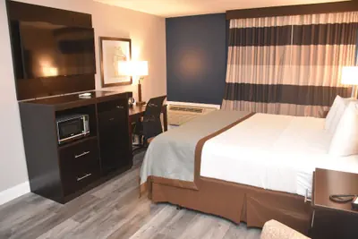Photo 5 - Ramada by Wyndham Vineland Millville Area
