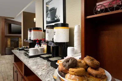 Photo 2 - Hampton Inn Rochester-Greece