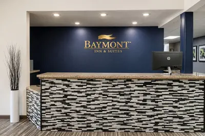 Photo 4 - Baymont by Wyndham Hot Springs