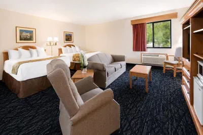 Photo 5 - Baymont by Wyndham Hot Springs