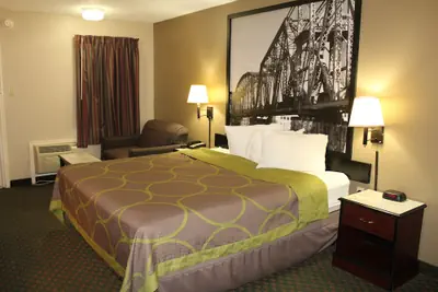 Photo 4 - Super 8 by Wyndham Bossier City/Shreveport Area