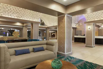 Photo 4 - Embassy Suites by Hilton Arcadia Pasadena Area