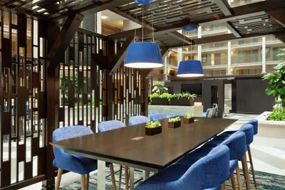Photo 3 - Embassy Suites by Hilton Arcadia Pasadena Area