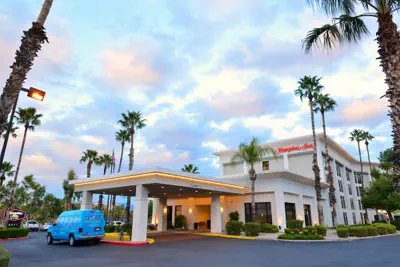 Photo 2 - Hampton Inn Tucson-Airport