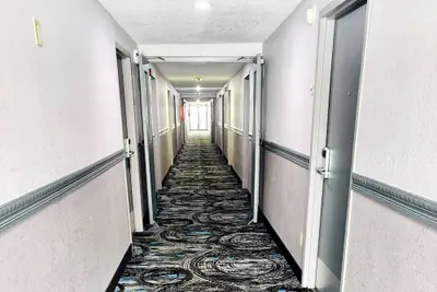 Photo 3 - Quality Inn Raynham - Taunton