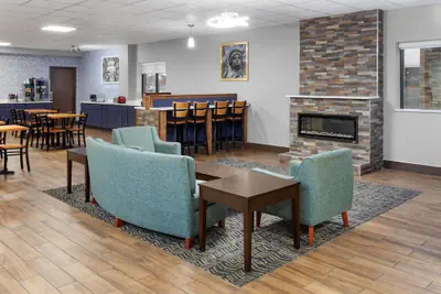 Photo 4 - AmericInn & Suites By Wyndham Baraboo Event Center