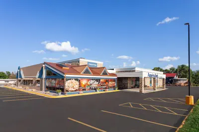 Photo 2 - AmericInn & Suites By Wyndham Baraboo Event Center