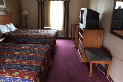 Photo 5 - Econo Lodge Franklin