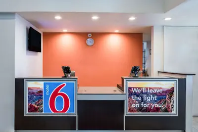 Photo 4 - Motel 6 Irving, TX - Irving DFW Airport East