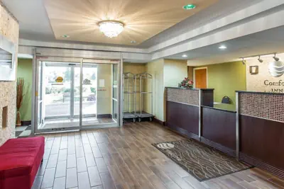 Photo 4 - Comfort Inn Conyers