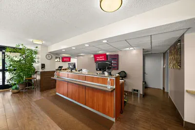 Photo 5 - Red Roof Inn Dallas - DFW Airport North