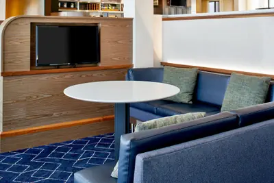 Photo 5 - Courtyard by Marriott Memphis Airport