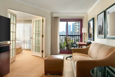 Photo 5 - Atlanta Marriott Suites Midtown