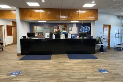 Photo 3 - Travelodge by Wyndham Water’s Edge Hotel - Racine