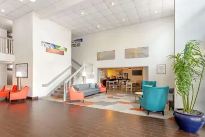 Photo 5 - Comfort Inn Meridian - Bonita Lakes