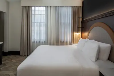 Photo 5 - Hampton Inn & Suites Birmingham-Downtown-Tutwiler