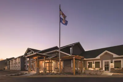 Photo 2 - Country Inn & Suites by Radisson, Northfield, MN