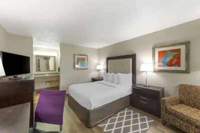 Photo 5 - Best Western Athens Inn