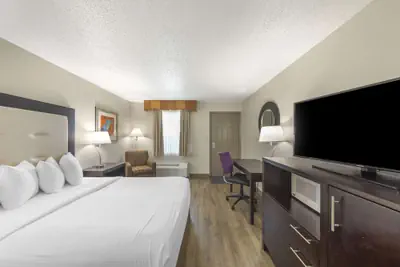 Photo 2 - Best Western Athens Inn