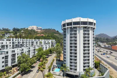Photo 2 - Hotel Angeleno