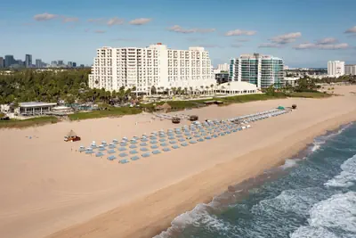 Photo 2 - Fort Lauderdale Marriott Harbor Beach Resort & Spa