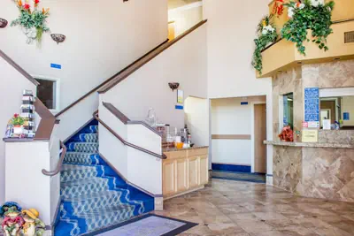Photo 4 - Rodeway Inn & Suites Lake Havasu City