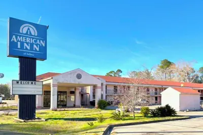 Photo 2 - American Inn by Hotel O Selma US 80