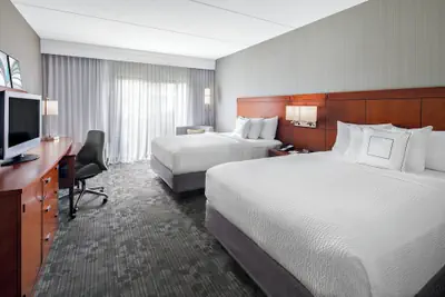 Photo 4 - Courtyard by Marriott Pittsburgh Airport