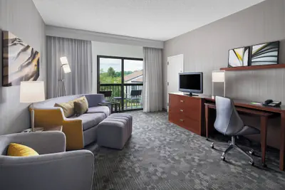Photo 5 - Courtyard by Marriott Pittsburgh Airport