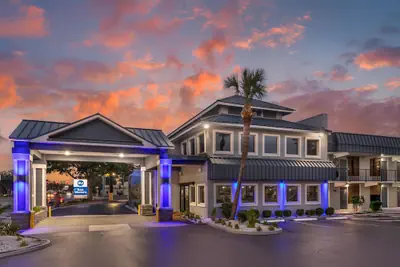 Photo 2 - Best Western Central Inn