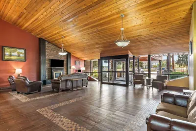 Photo 3 - Best Western Tower West Lodge