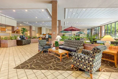 Photo 5 - Quality Inn Exit 4