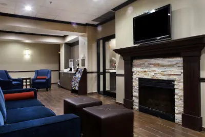 Photo 5 - Comfort Suites Waco Near University Area