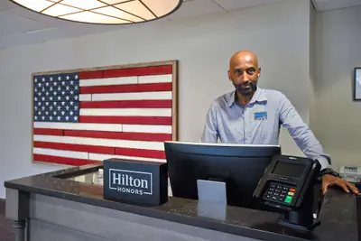 Photo 4 - Hampton Inn & Suites Alexandria Old Town Area South