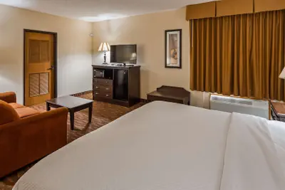 Photo 2 - Best Western Music Capital Inn