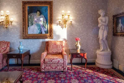 Photo 5 - Carlyle Hotel