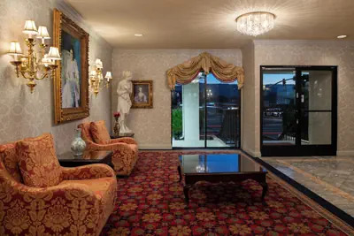 Photo 3 - Carlyle Hotel
